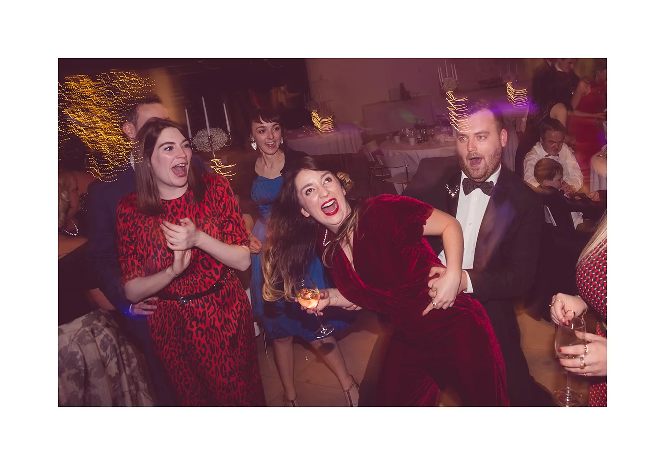 4_0005_dance.jpg