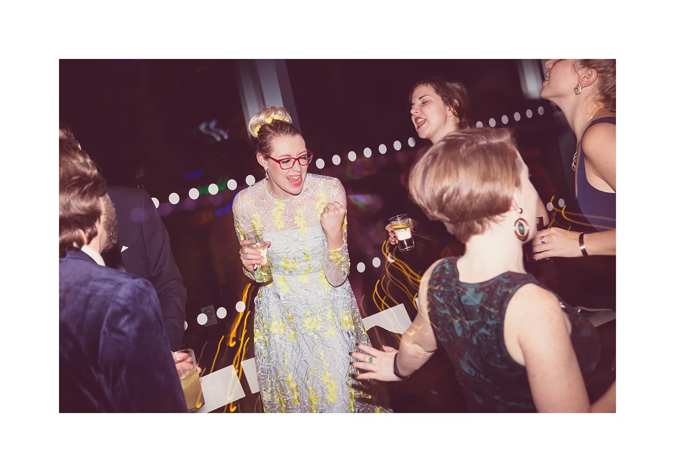 5_0014_dance.jpg