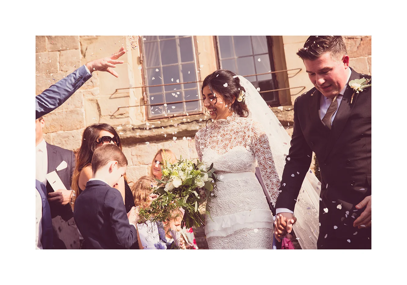 1_0005_confetti.jpg