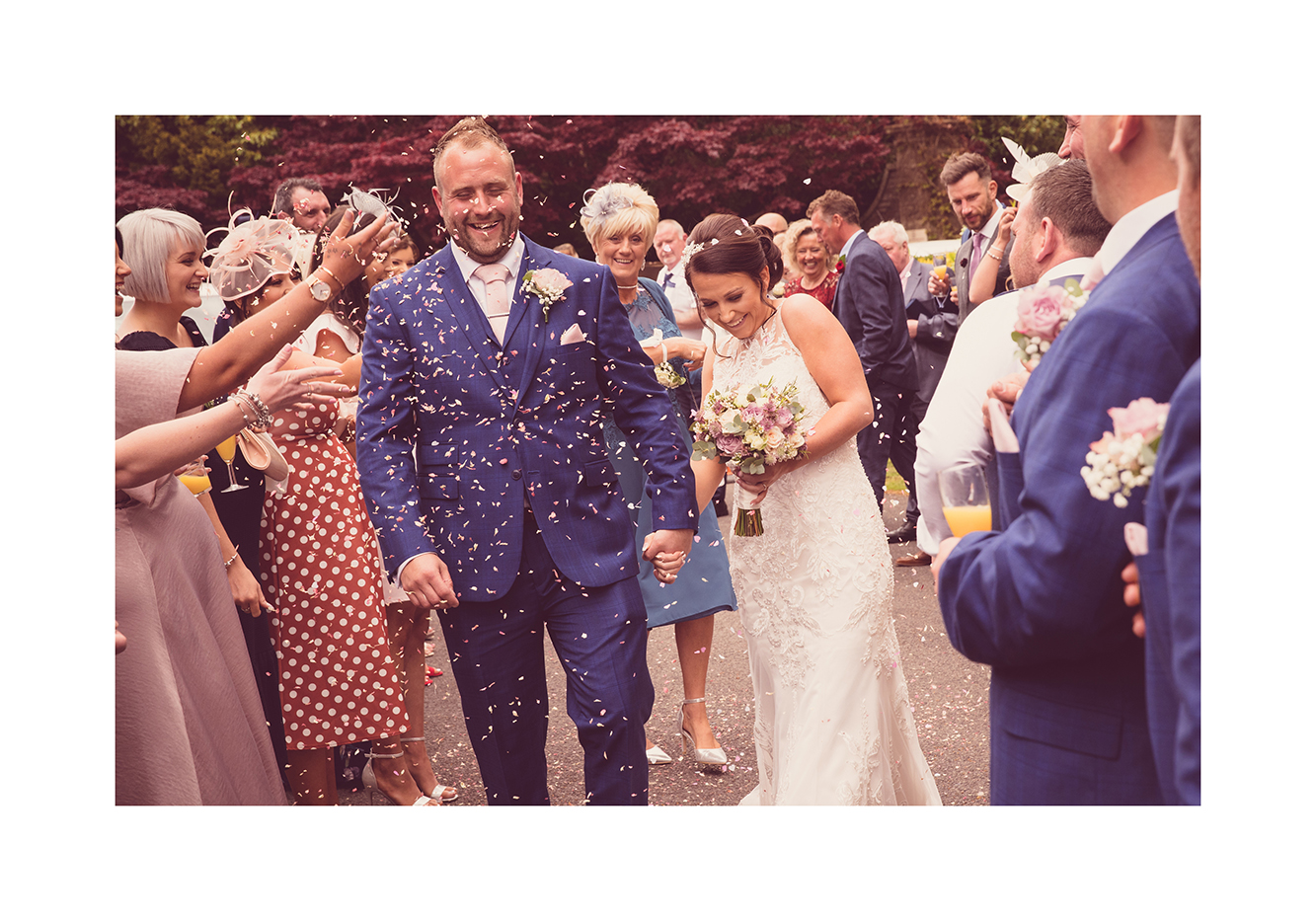 1_0001_confetti.jpg