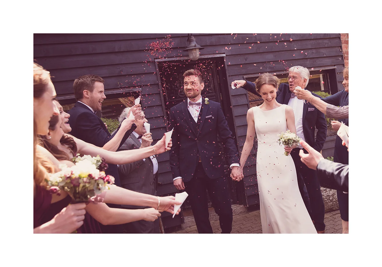 1_0002_confetti.jpg