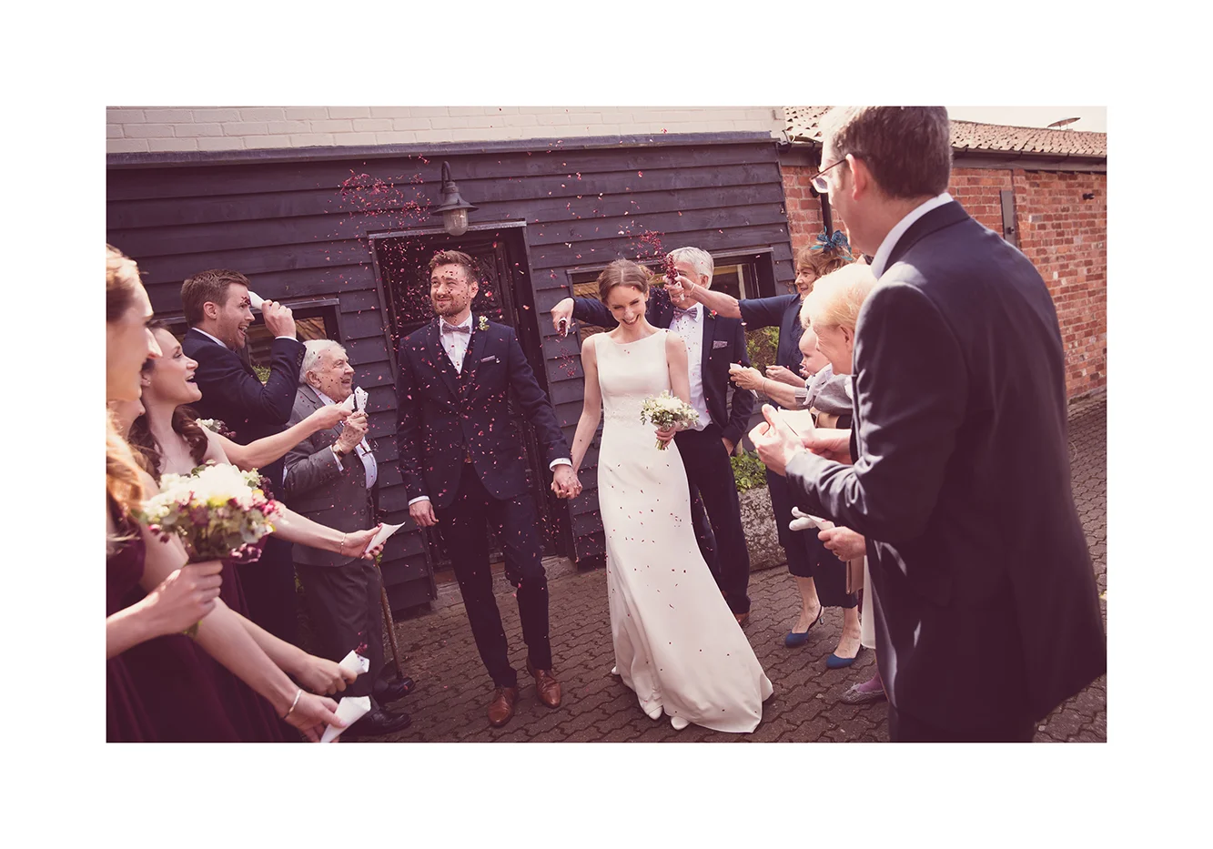 1_0003_confetti.jpg