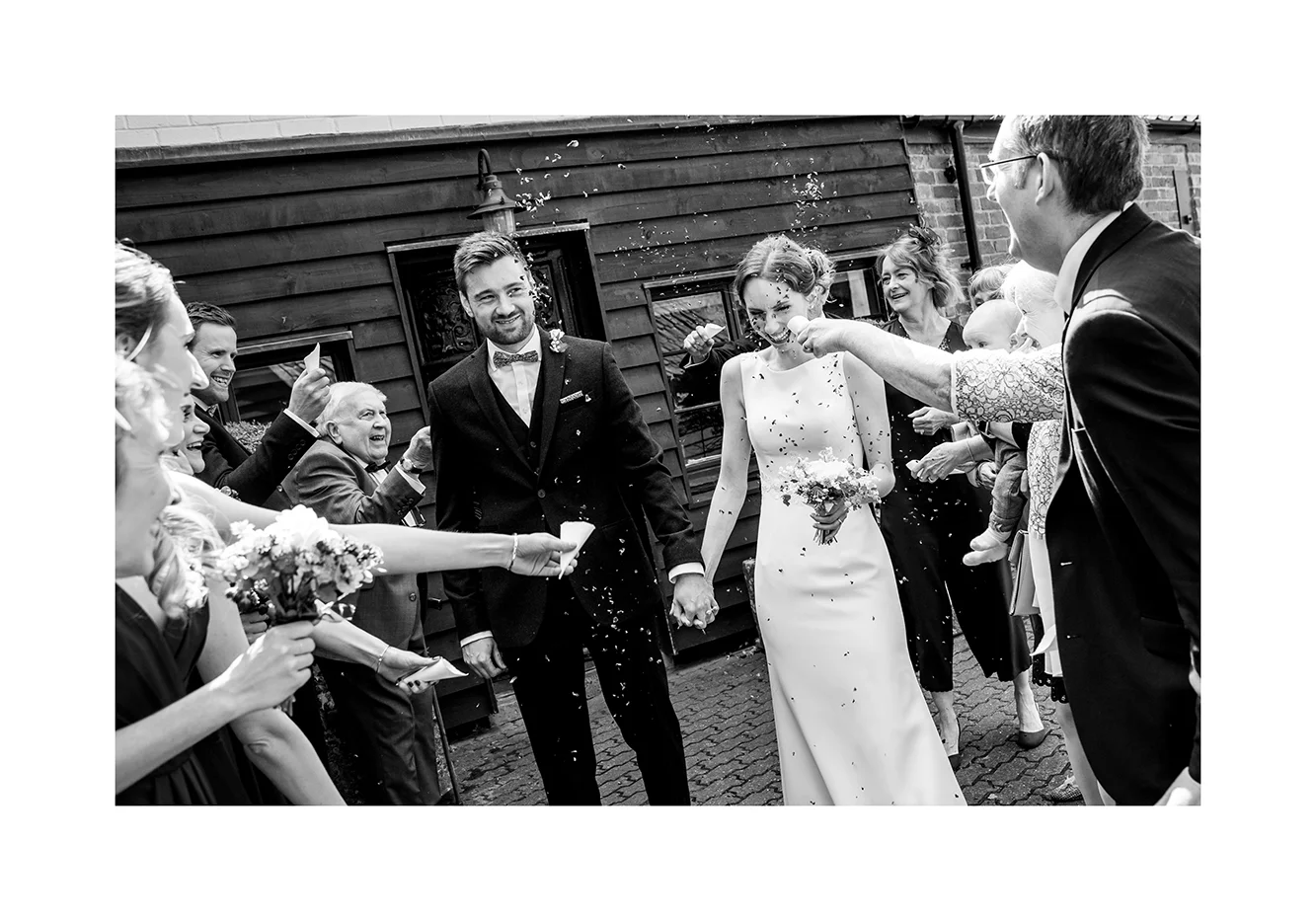 1_0005_confetti.jpg