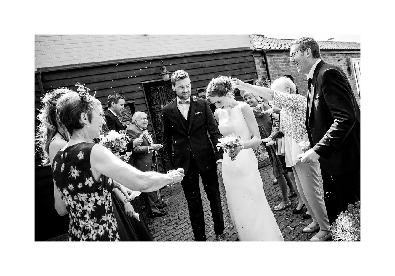 1_0007_confetti.jpg