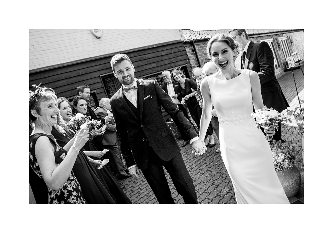 1_0009_confetti.jpg