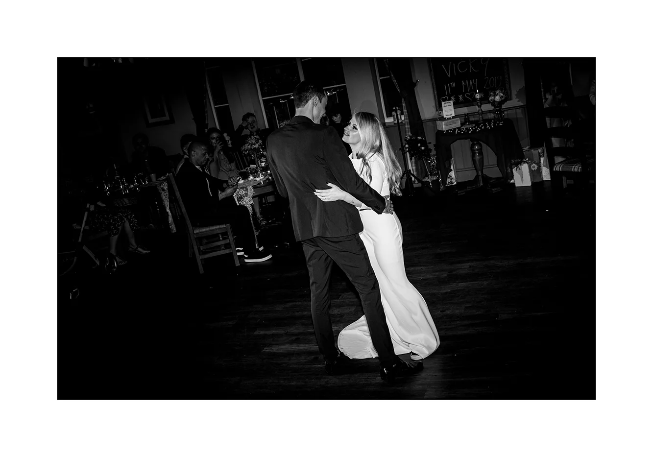 1_0004_dance.jpg