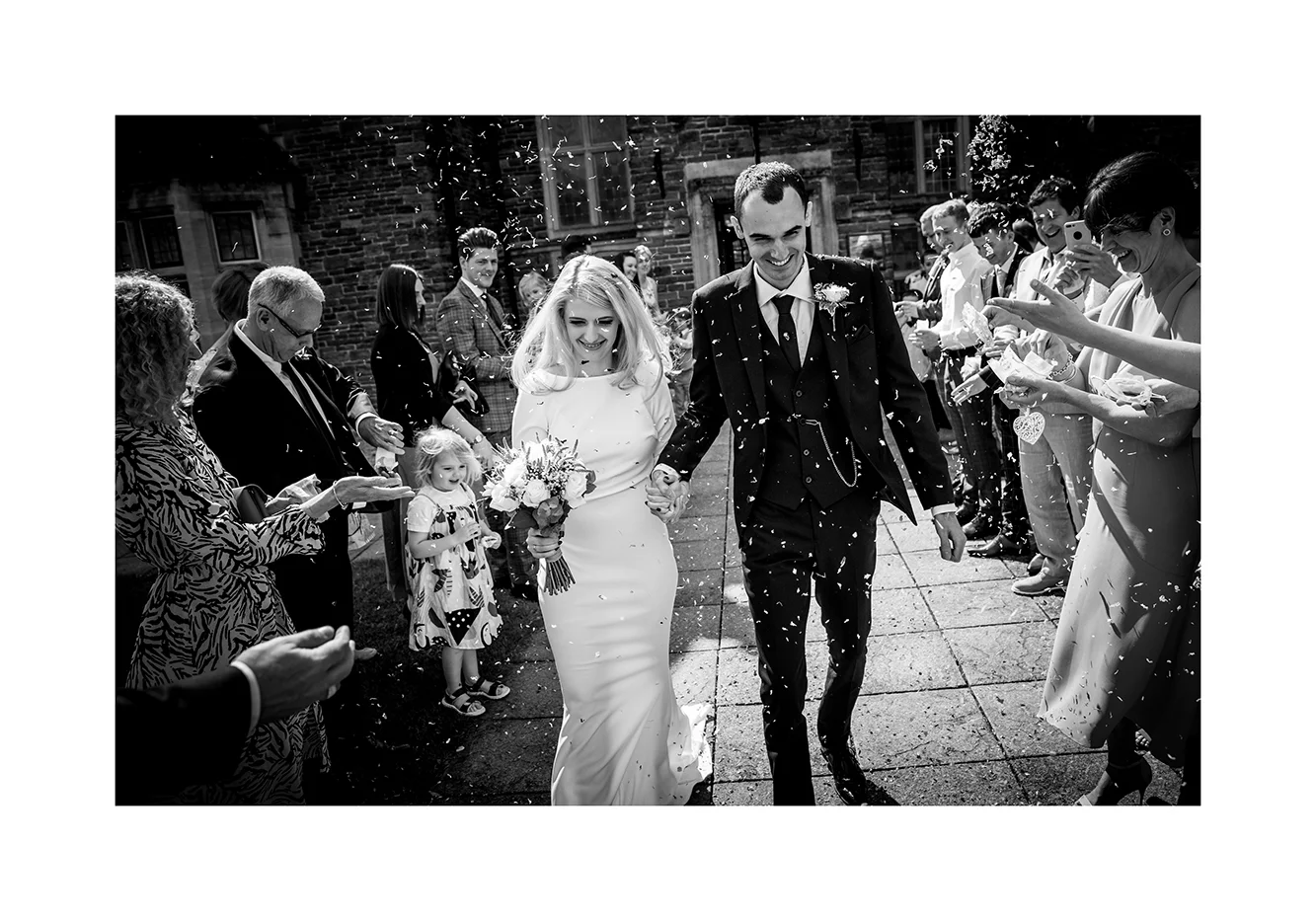 1_0008_confetti.jpg