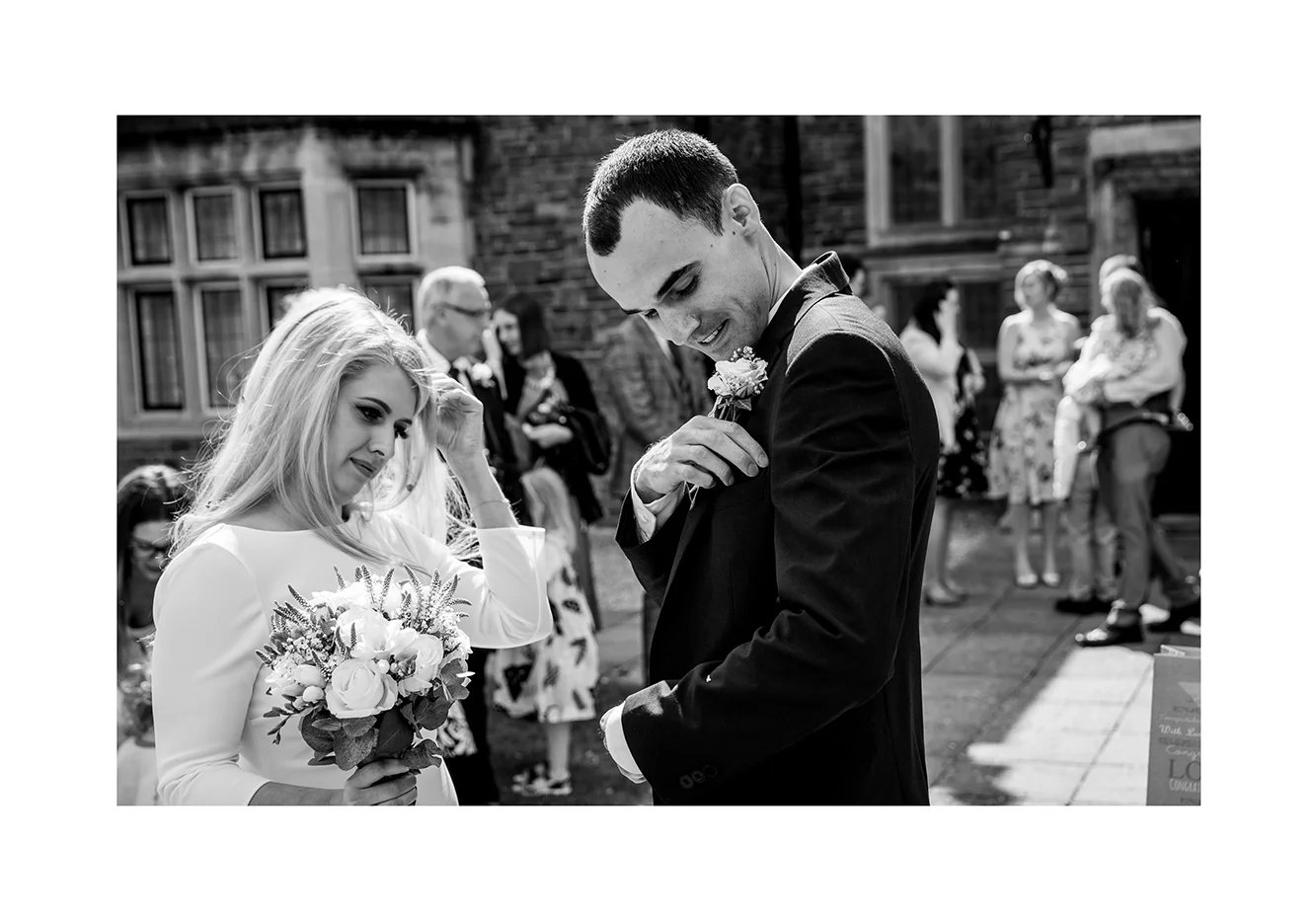 1_0010_confetti .jpg