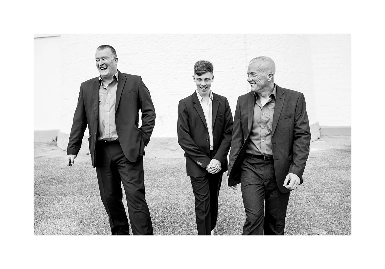 1_0003_theMen.jpg