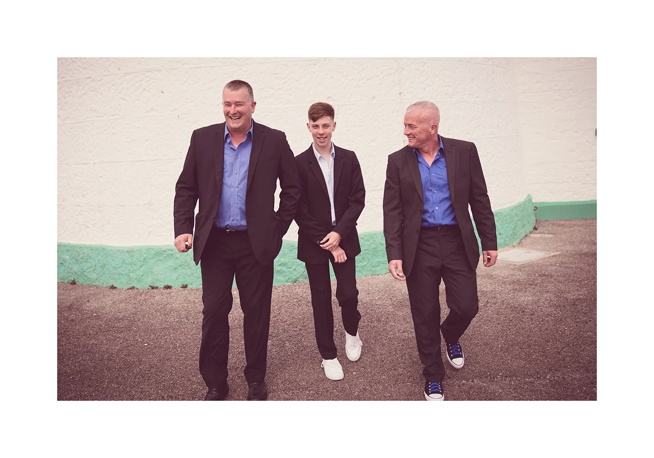 1_0002_theMen.jpg
