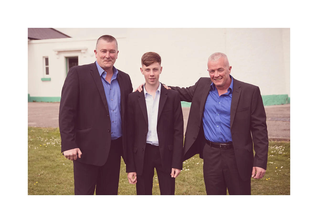 1_0007_theMen.jpg