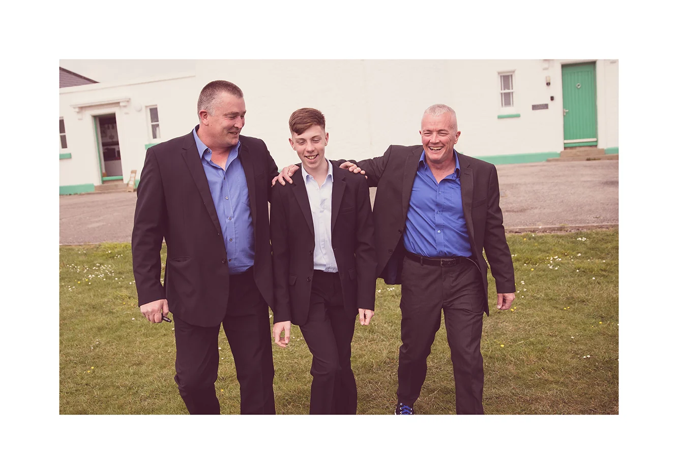 1_0006_theMen.jpg