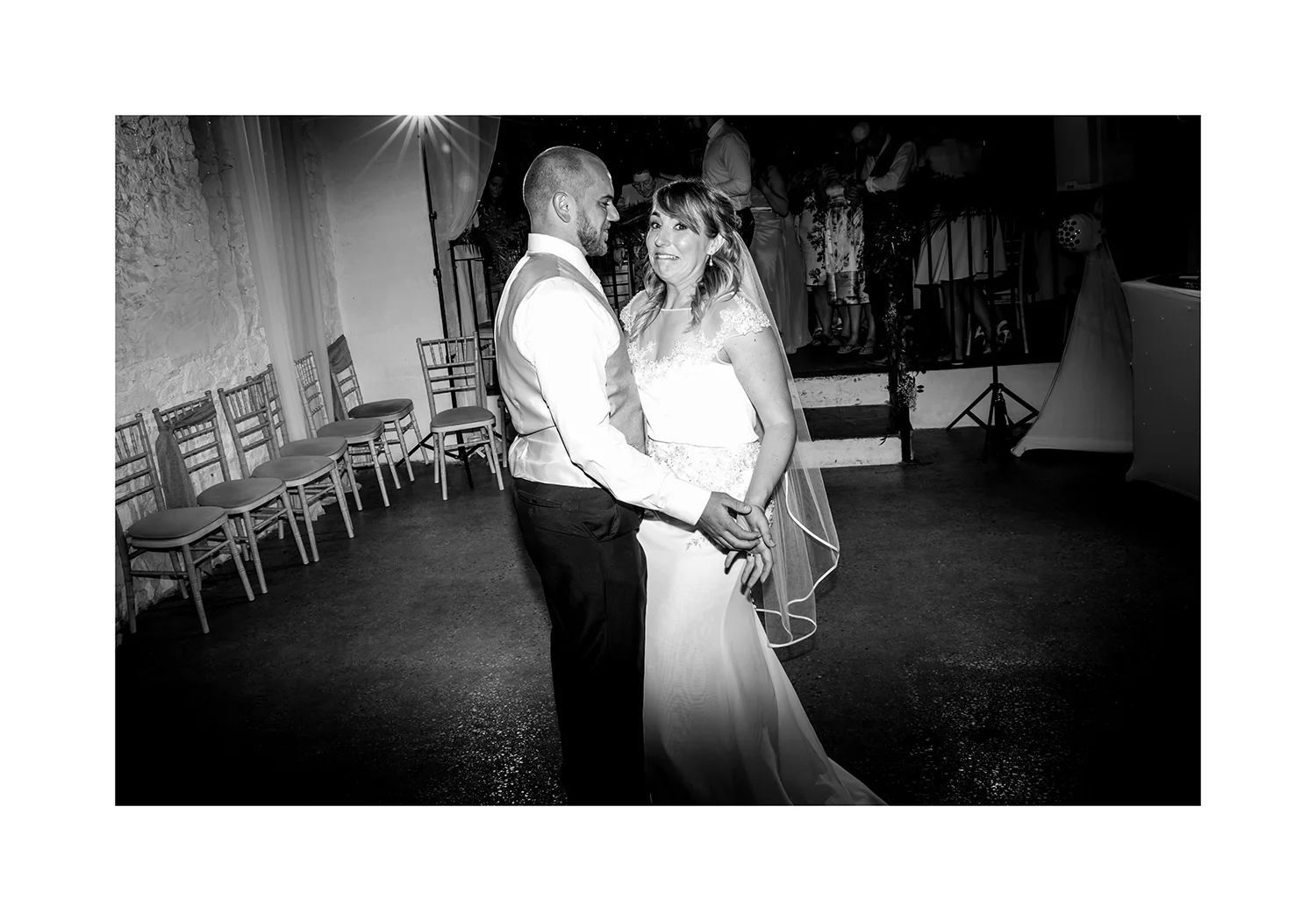 1_0004_dance.jpg