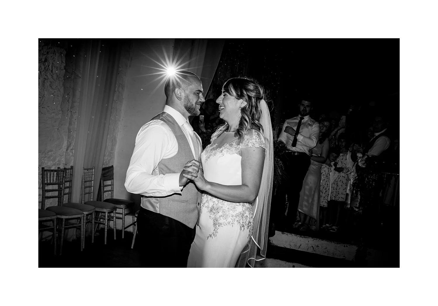 1_0006_dance.jpg