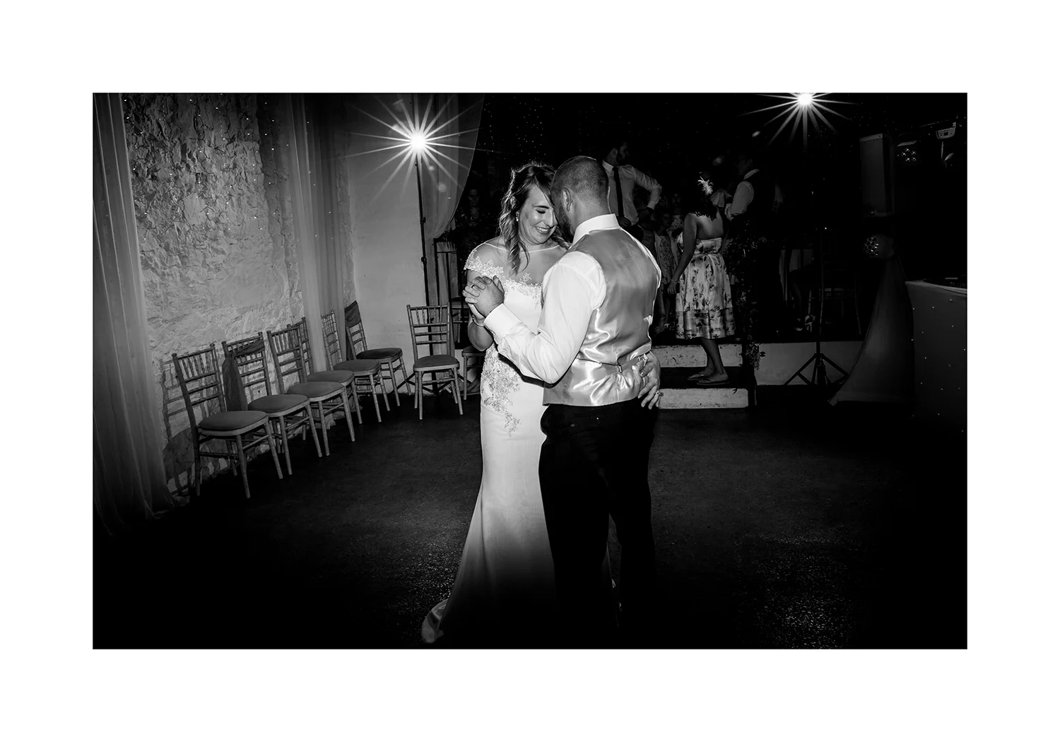 1_0009_dance.jpg