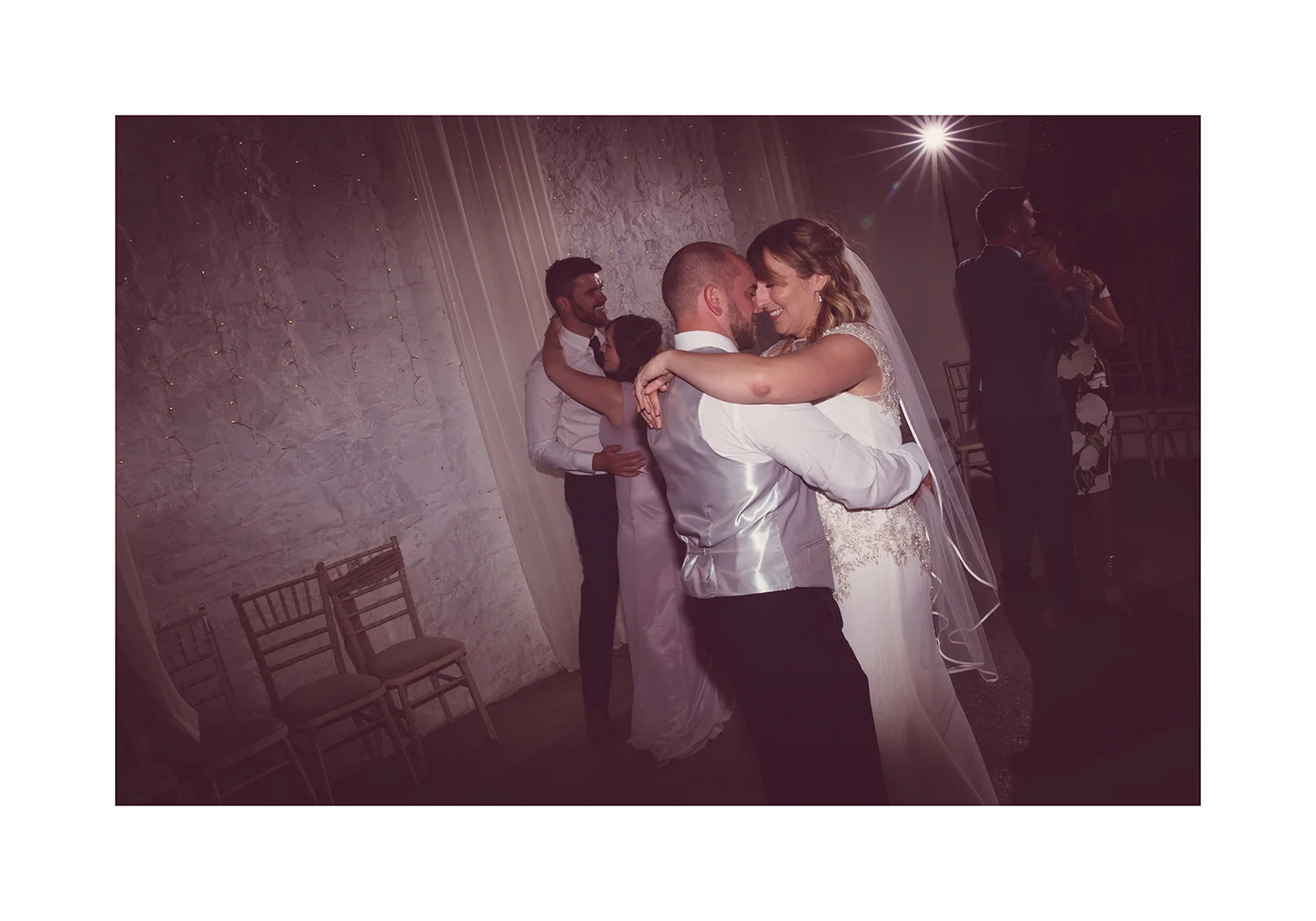 1_0011_dance.jpg