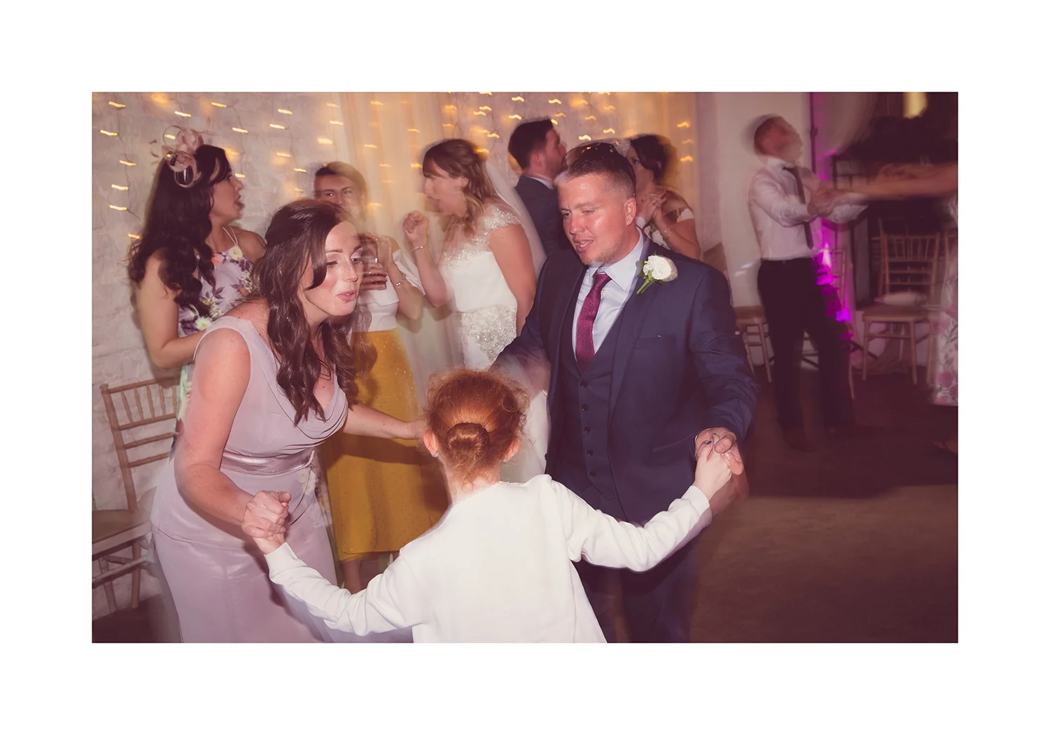 3_0004_dance.jpg