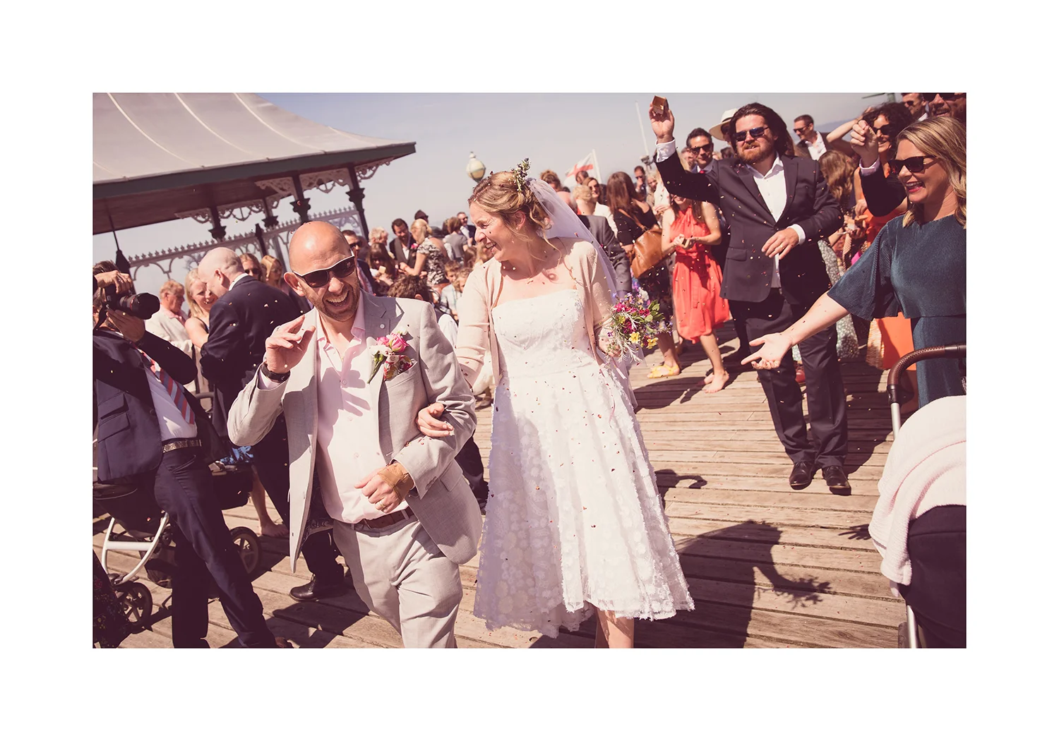 1_0013_confetti.jpg