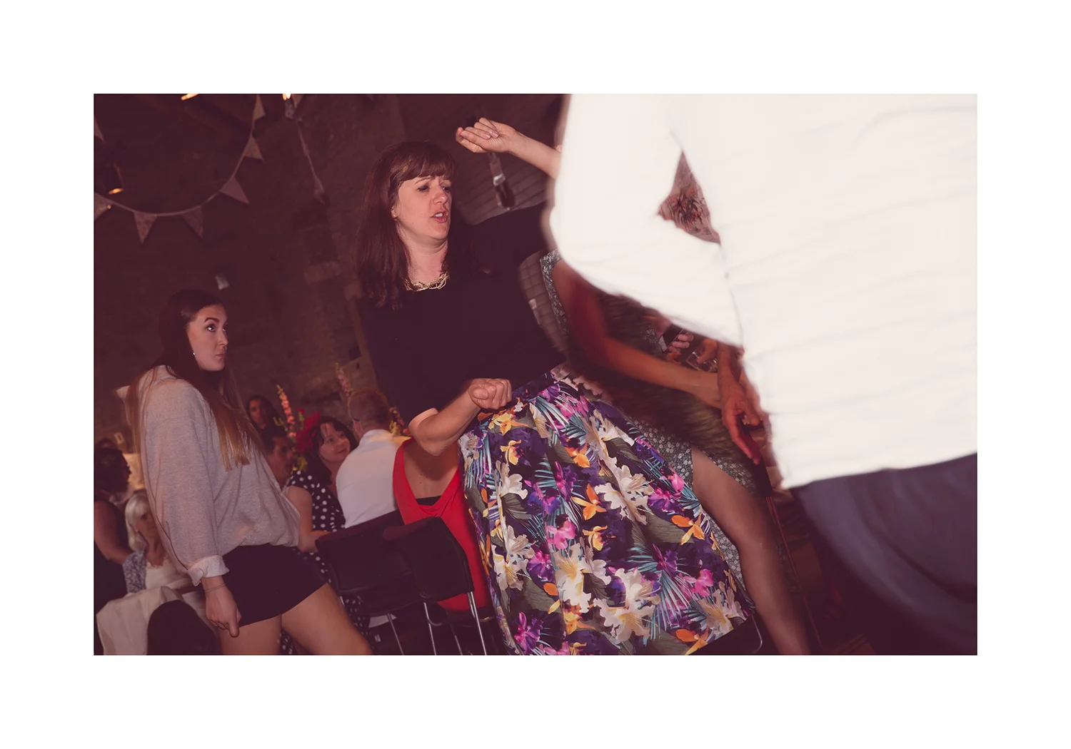 1_0003_dance.jpg