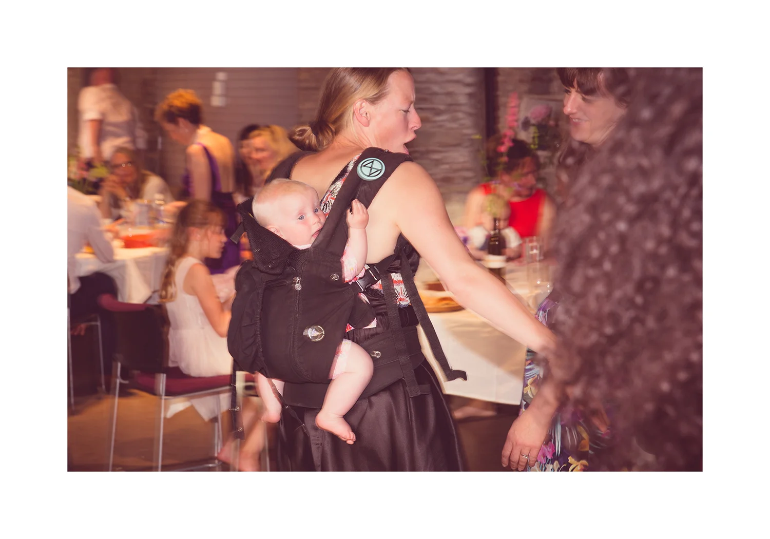 1_0010_dance.jpg