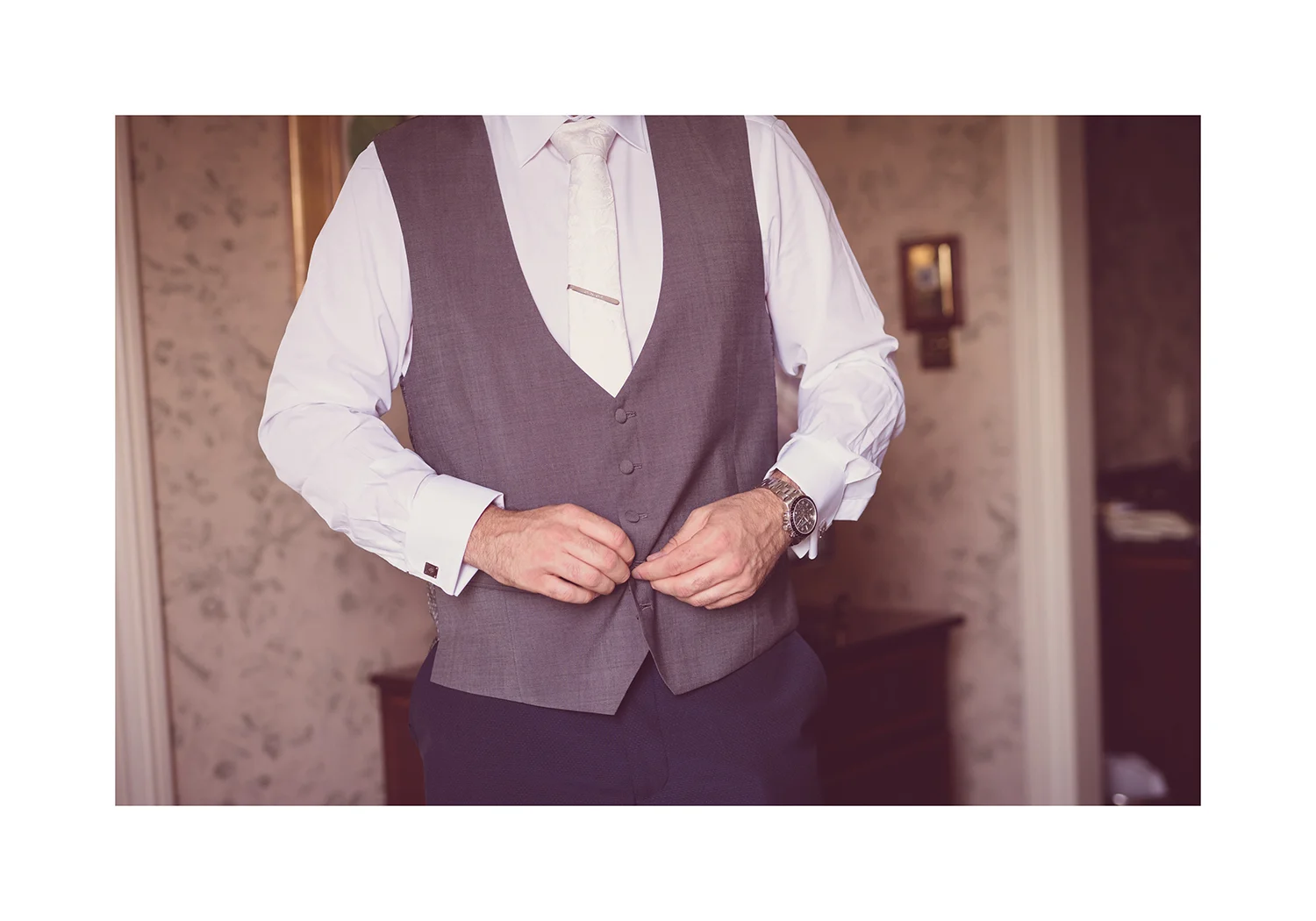 1_0008_theMen.jpg