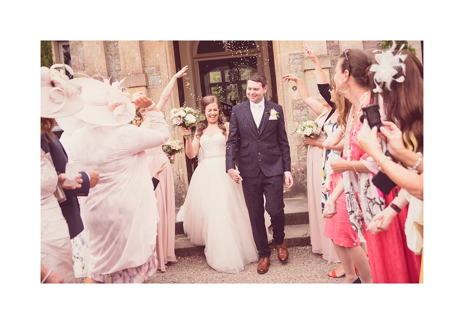 1_0001_confetti.jpg