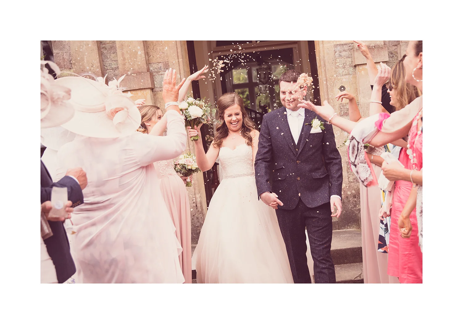 1_0002_confetti.jpg