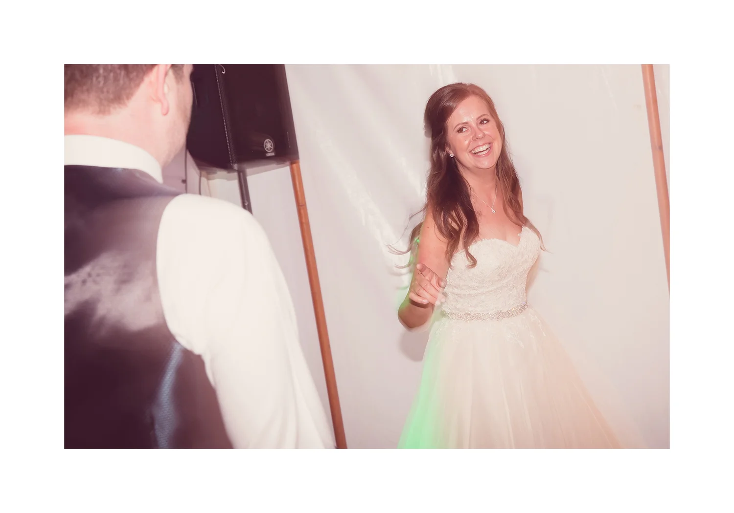 3_0014_dance.jpg