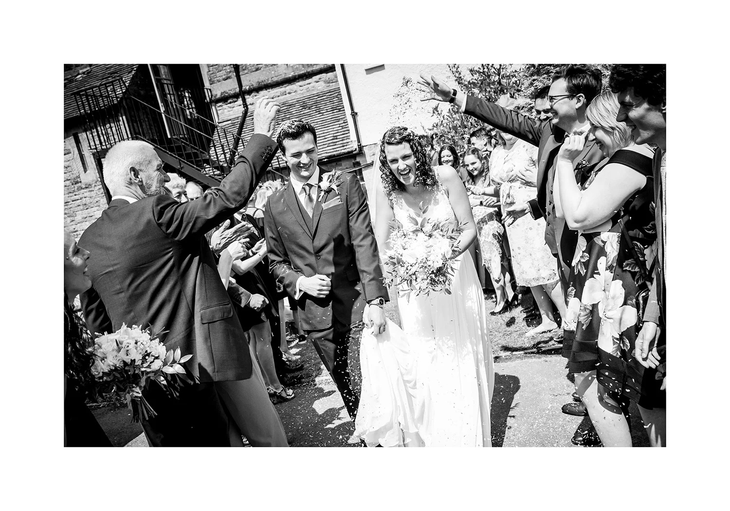 1_0010_confetti .jpg