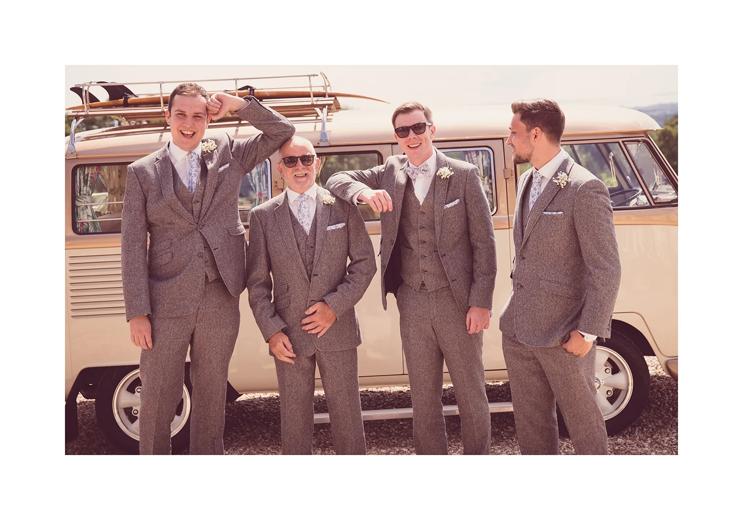 1_0010_theMen.jpg
