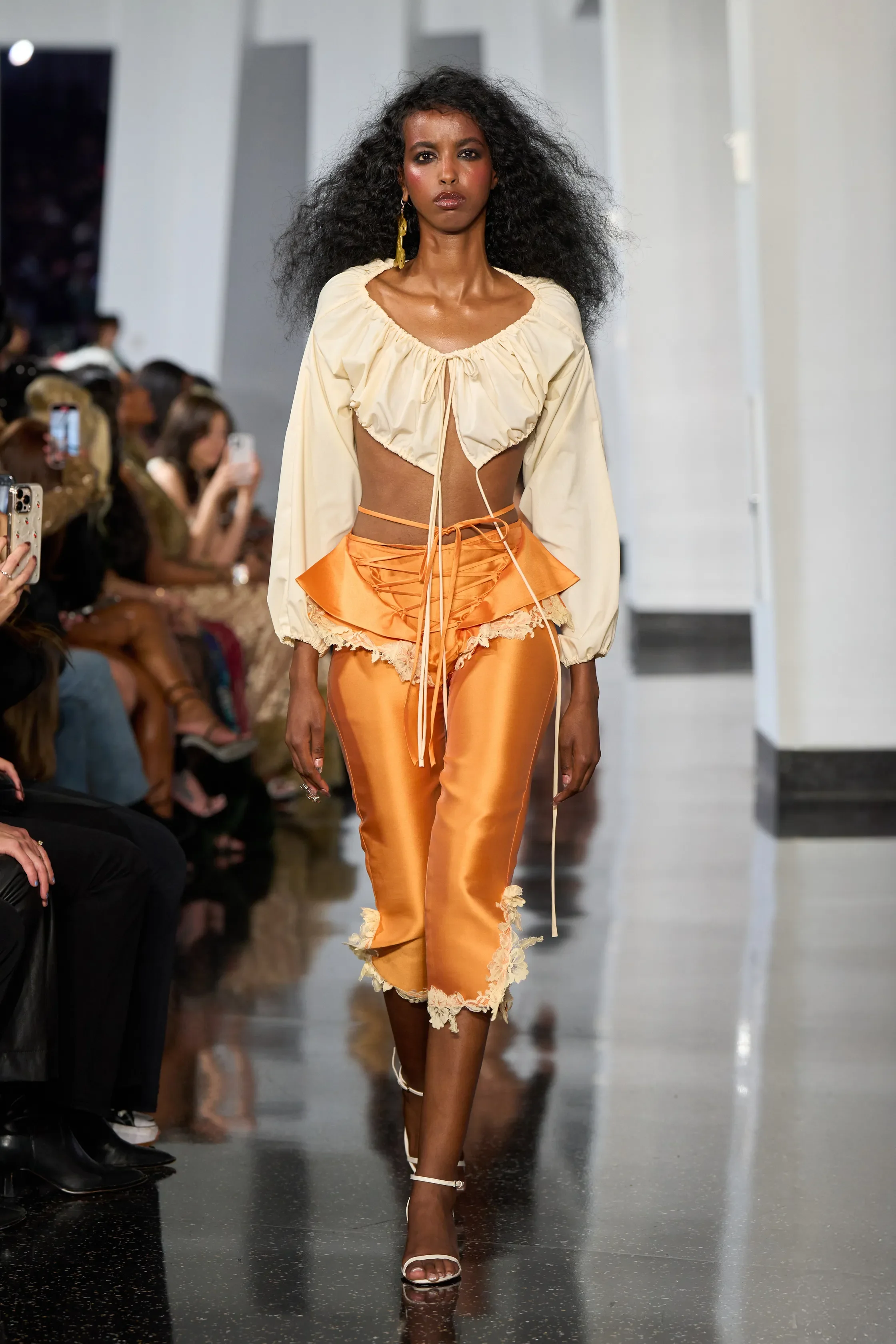 00010-kim-shui-spring-2026-ready-to-wear-credit-gorunway.webp