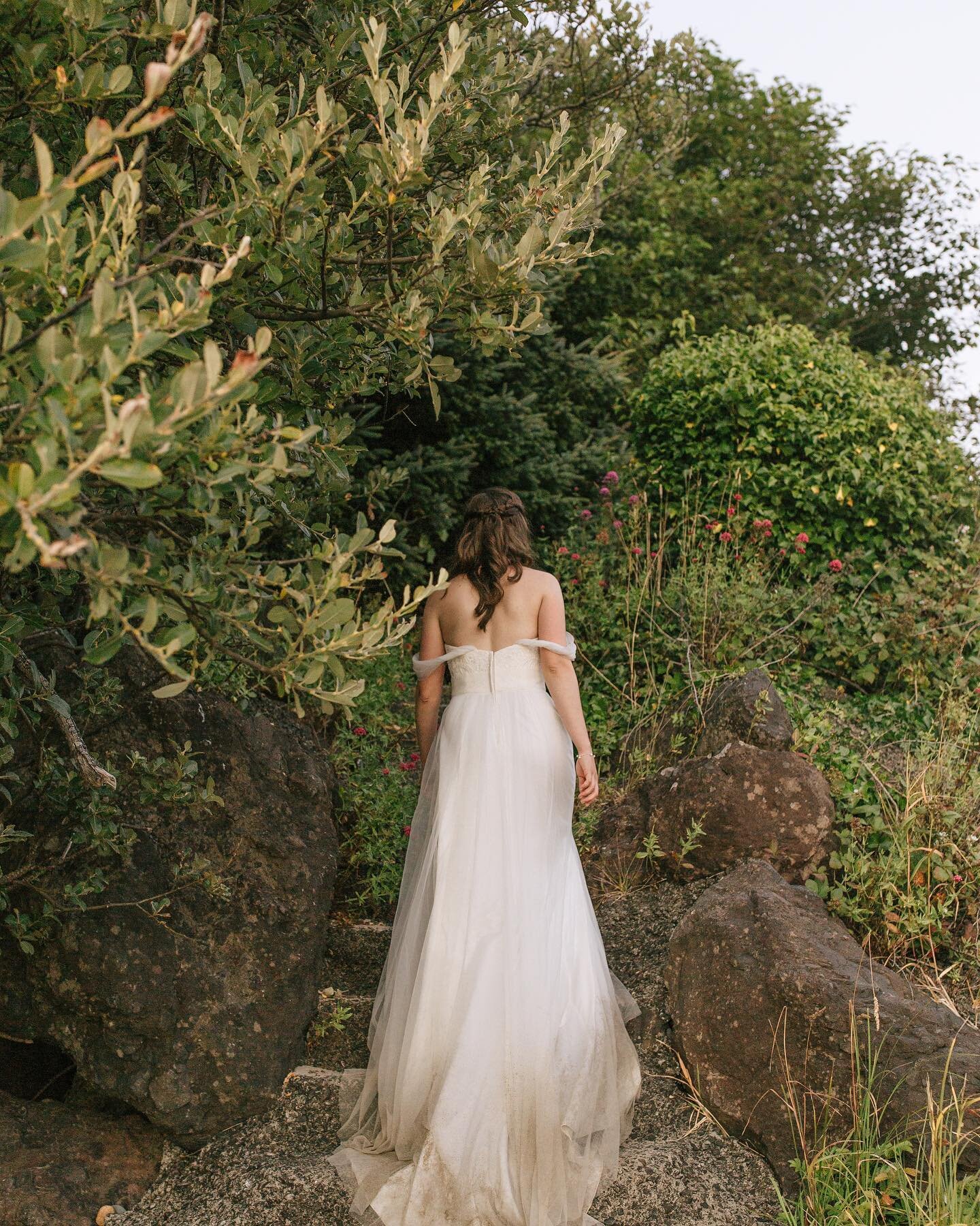 WEST COAST WEDDING: Jody &amp; Rob &mdash; everything down to the ocean, oysters, lights, dress, @seattlewholesalegrowersmarket flowers, laughter, drinks, heartfelt love, &amp; sunset was absolute utter perfection &mdash; massive love to the two of t