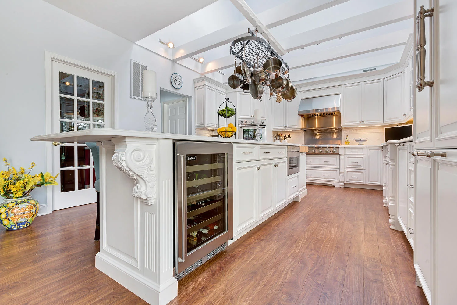 ZIMMERMAN-2345-Orchard-Crest-large-006-2R5A7326-1500x1000-72dpi-2200.jpg
