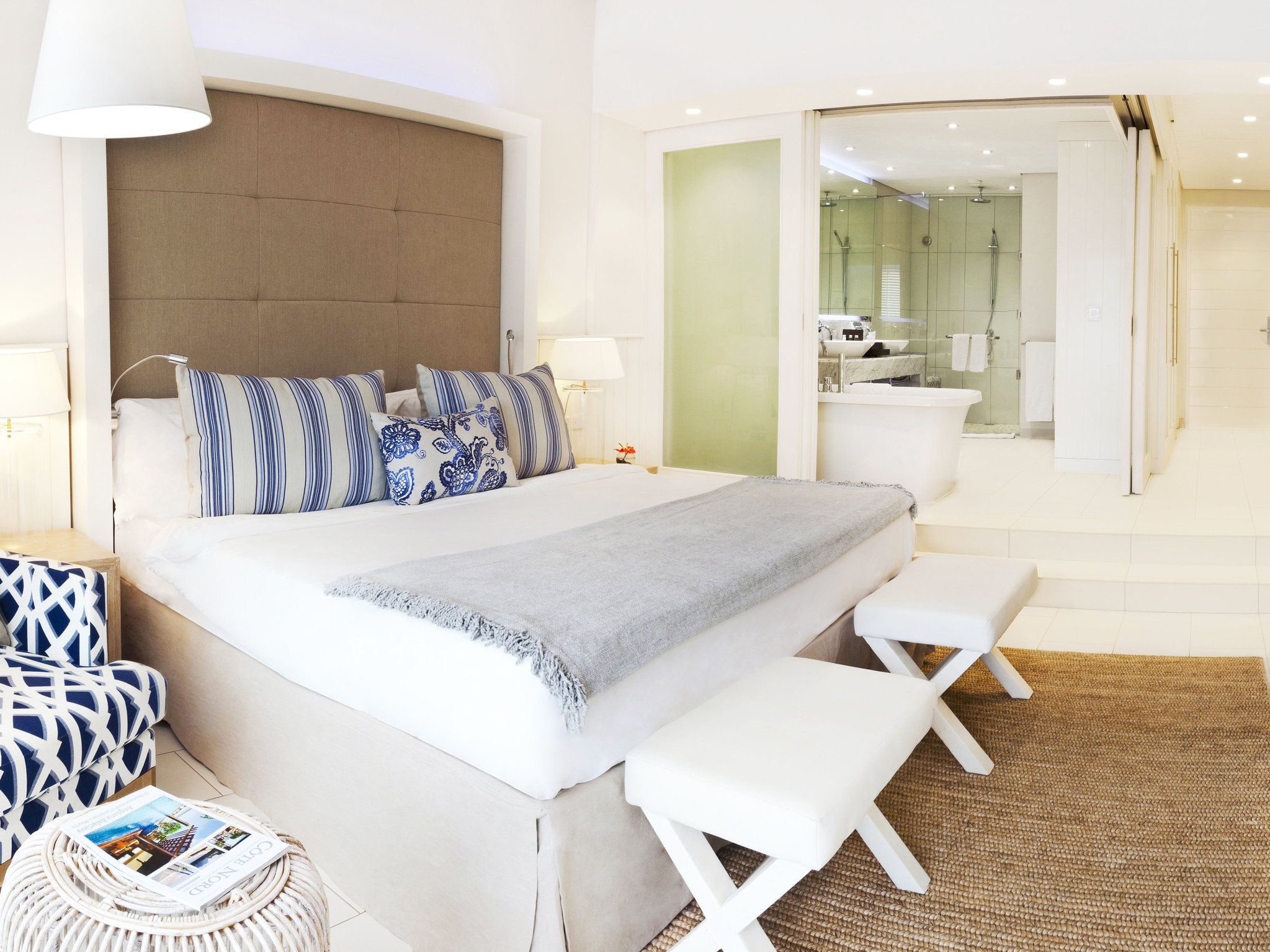 RBA_DeluxeGardenRoom03.jpg