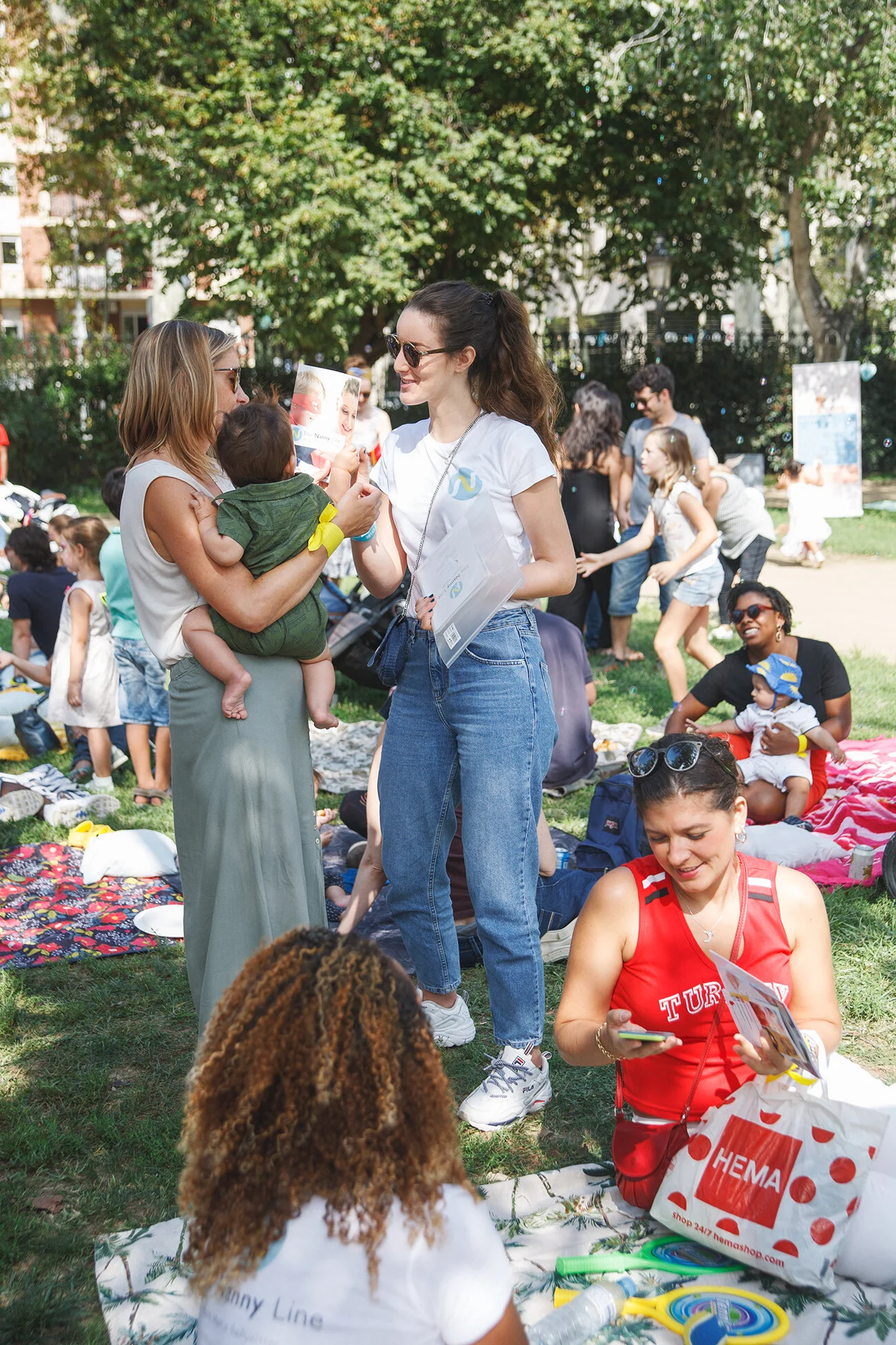 SocialFam Picnic by Katia Dzemina140.jpg