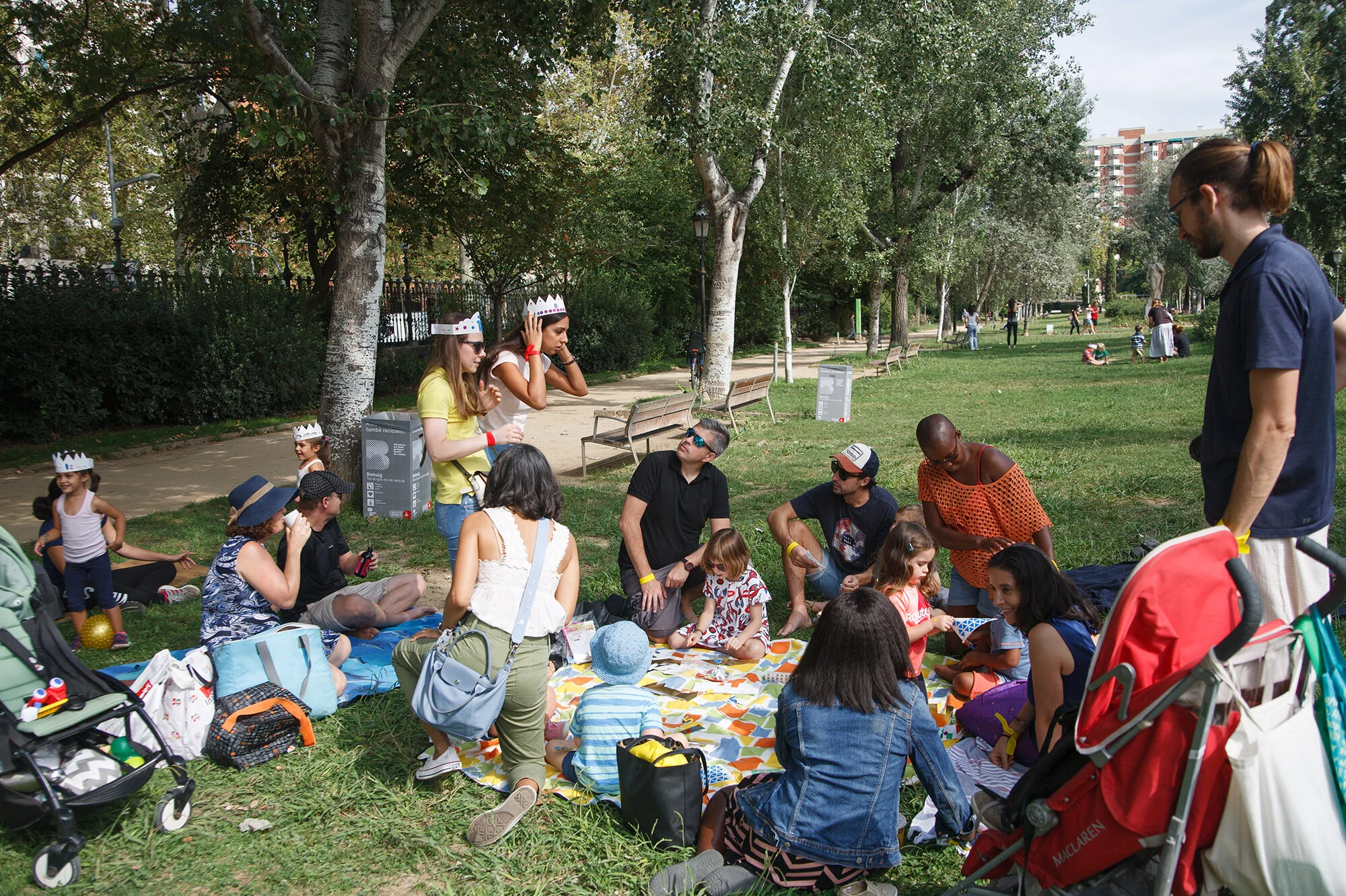 SocialFam Picnic by Katia Dzemina150.jpg