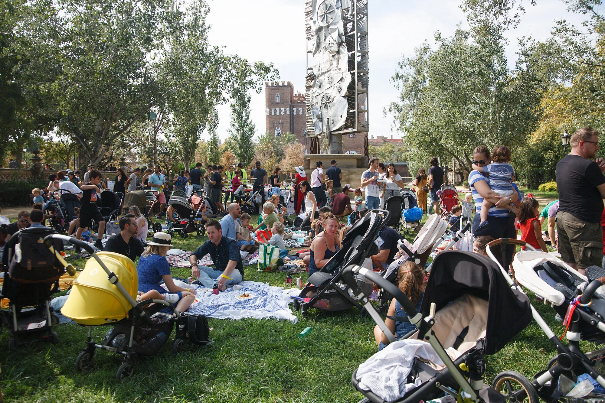 SocialFam Picnic by Katia Dzemina151.jpg