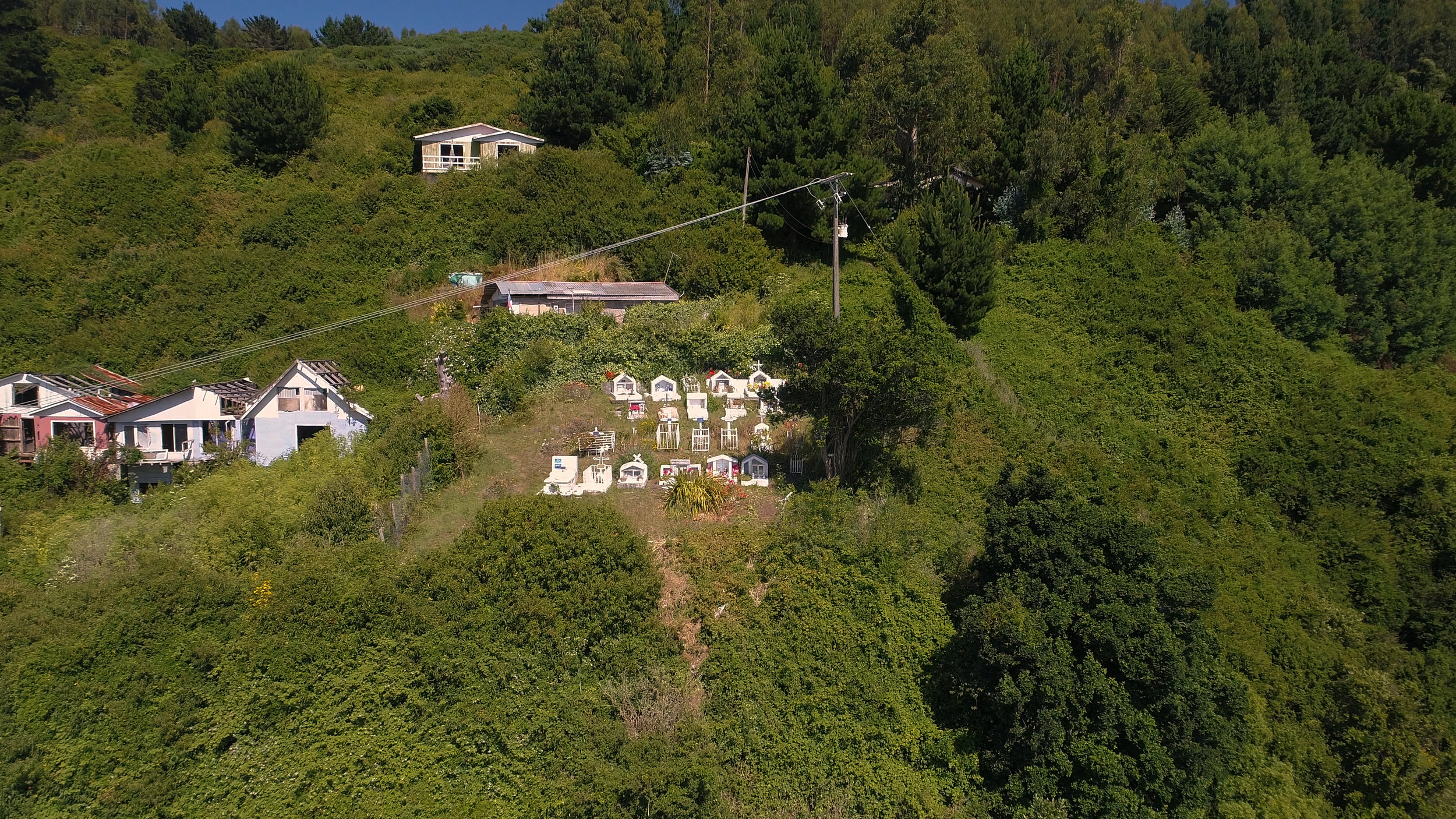 Cementerio - Dron.00_01_46_00.Still001.jpg