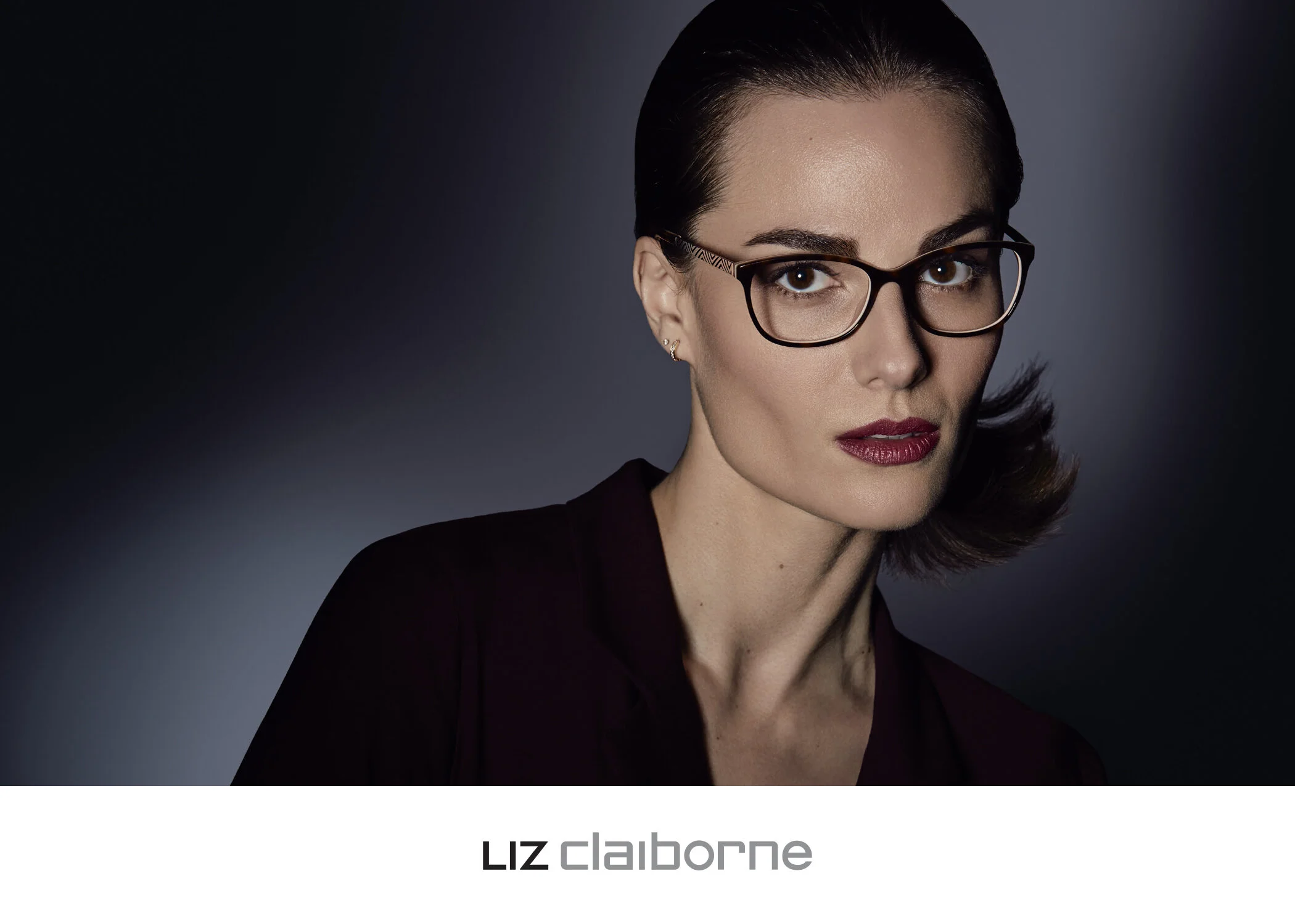 liz_claiborne_5x7_L-2.jpg