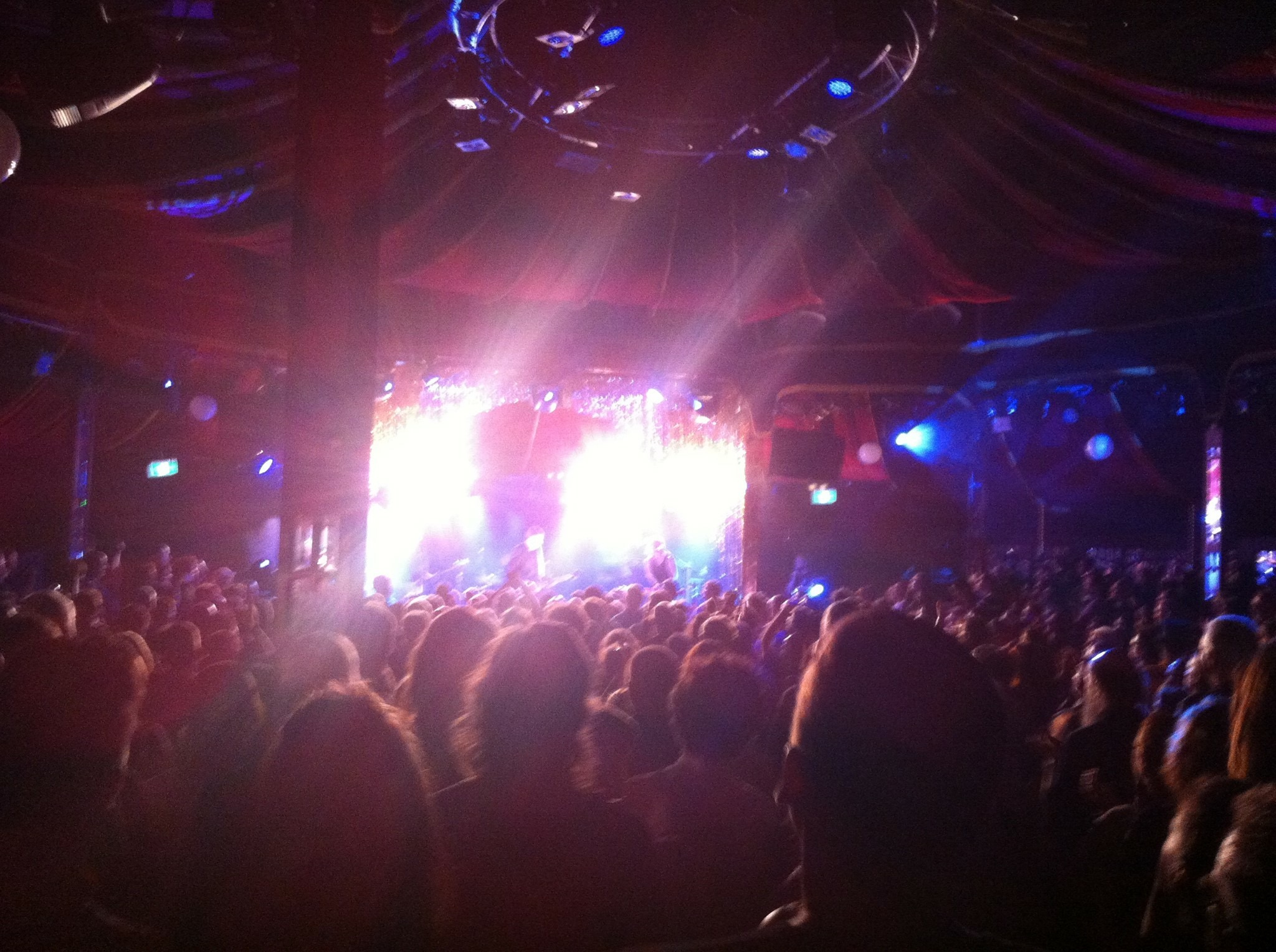 The-Chills-live-2.jpeg