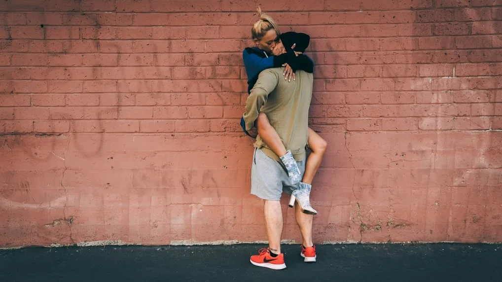 kissing.jpg