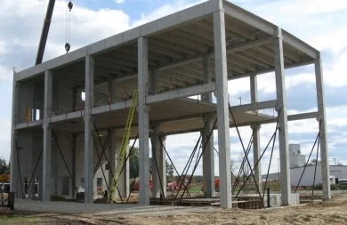 Stadium Raker Beams & Columns — PCI GULF SOUTH