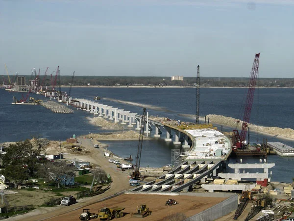 IMG4-Construction-(2).jpg