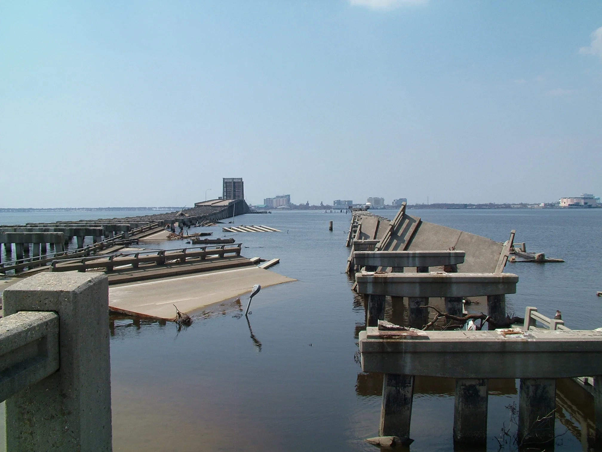 Biloxi Bay Bridge 7.jpg