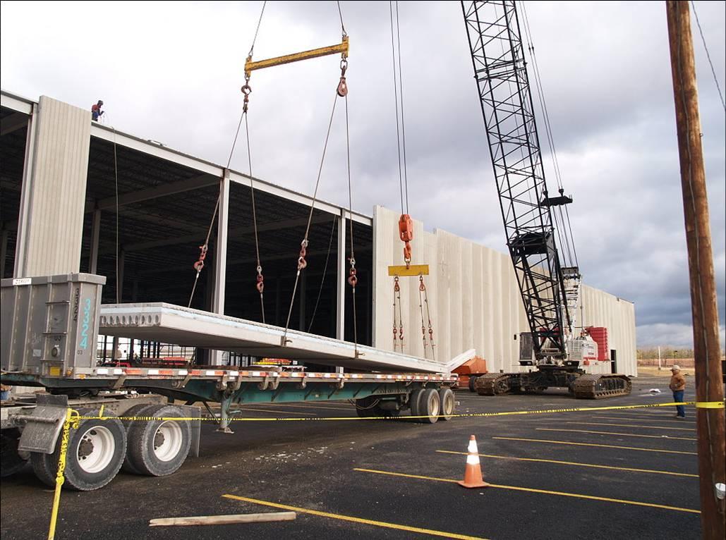 Figure 5b: Panels being erected using a “2 part” line.
