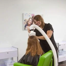 head-lice-treatment-clinicians 2.jpg