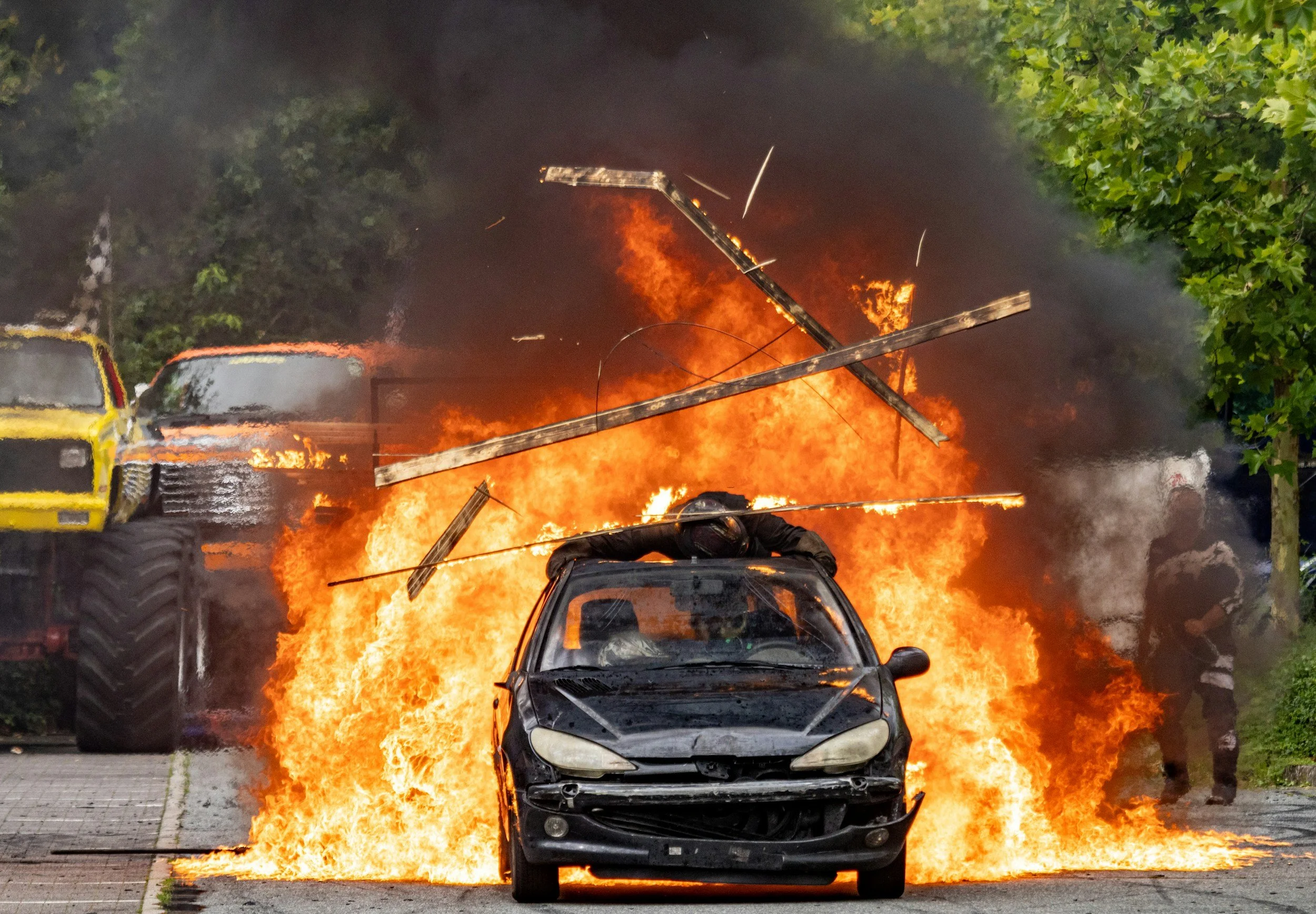 Special Effects: Doing Dangerous Things Safely