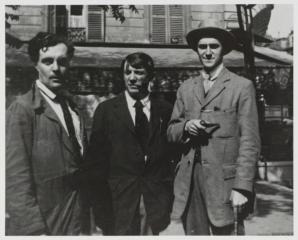 Modigliani, Picasso, Breton in front of La Rotonde 1916.jpg