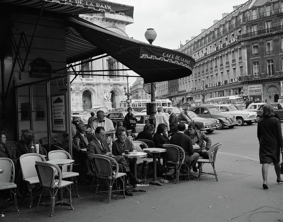1960s-patrons-at-cafe-de-la-paix-vintage-images.jpg