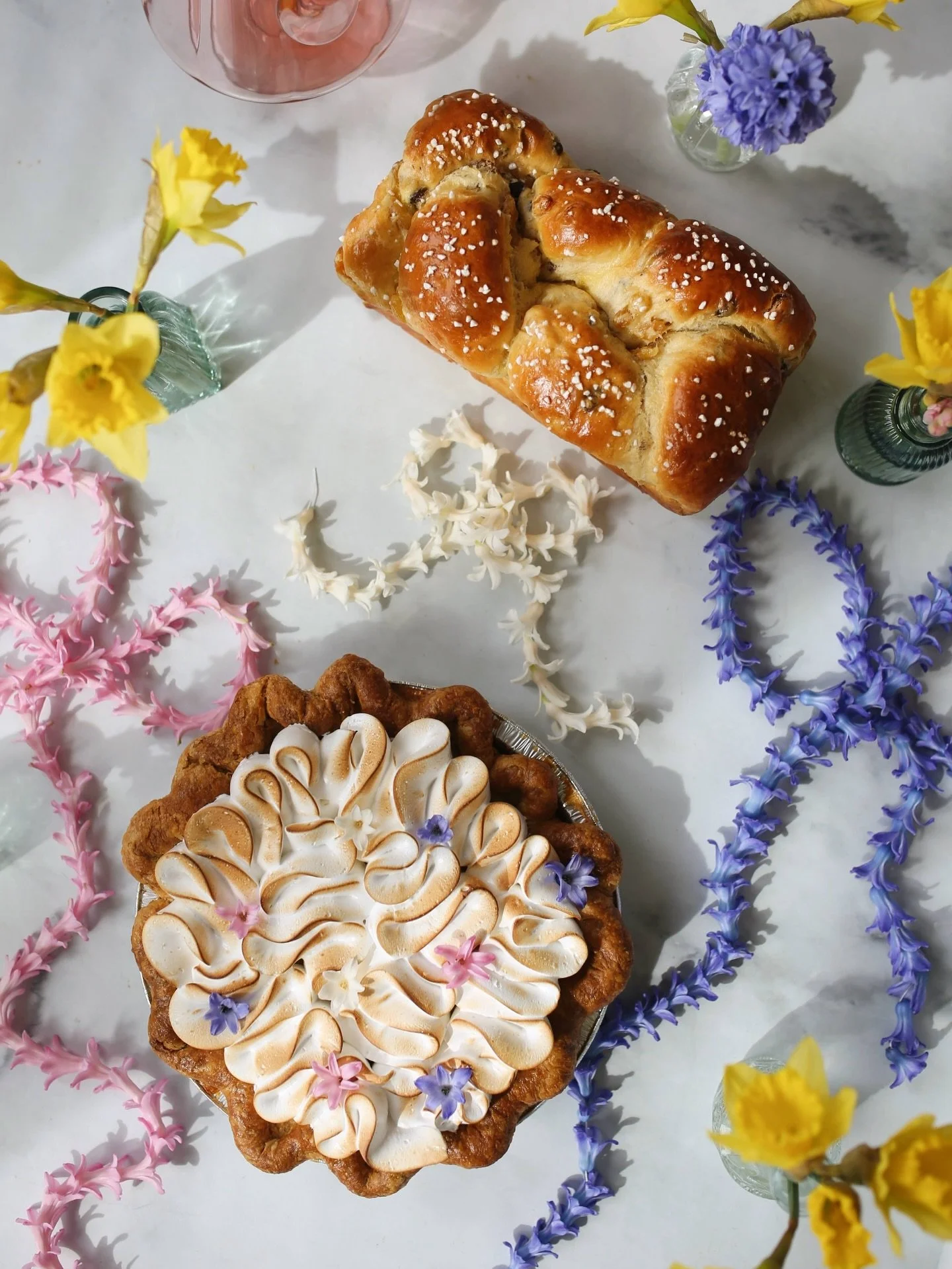 🌸 Easter specials now available for pre-order 🪻

Pickup on Sat 4/4 &amp; Sun 4/5 from 9am-3pm in Portsmouth or Boston:

~ Lemon meringue pie
~ Dried fruit brioche
~ French pastry box
~ Box of 4 cinnamon rolls
~ Carrot cake
~ Packages of cookies

🌷